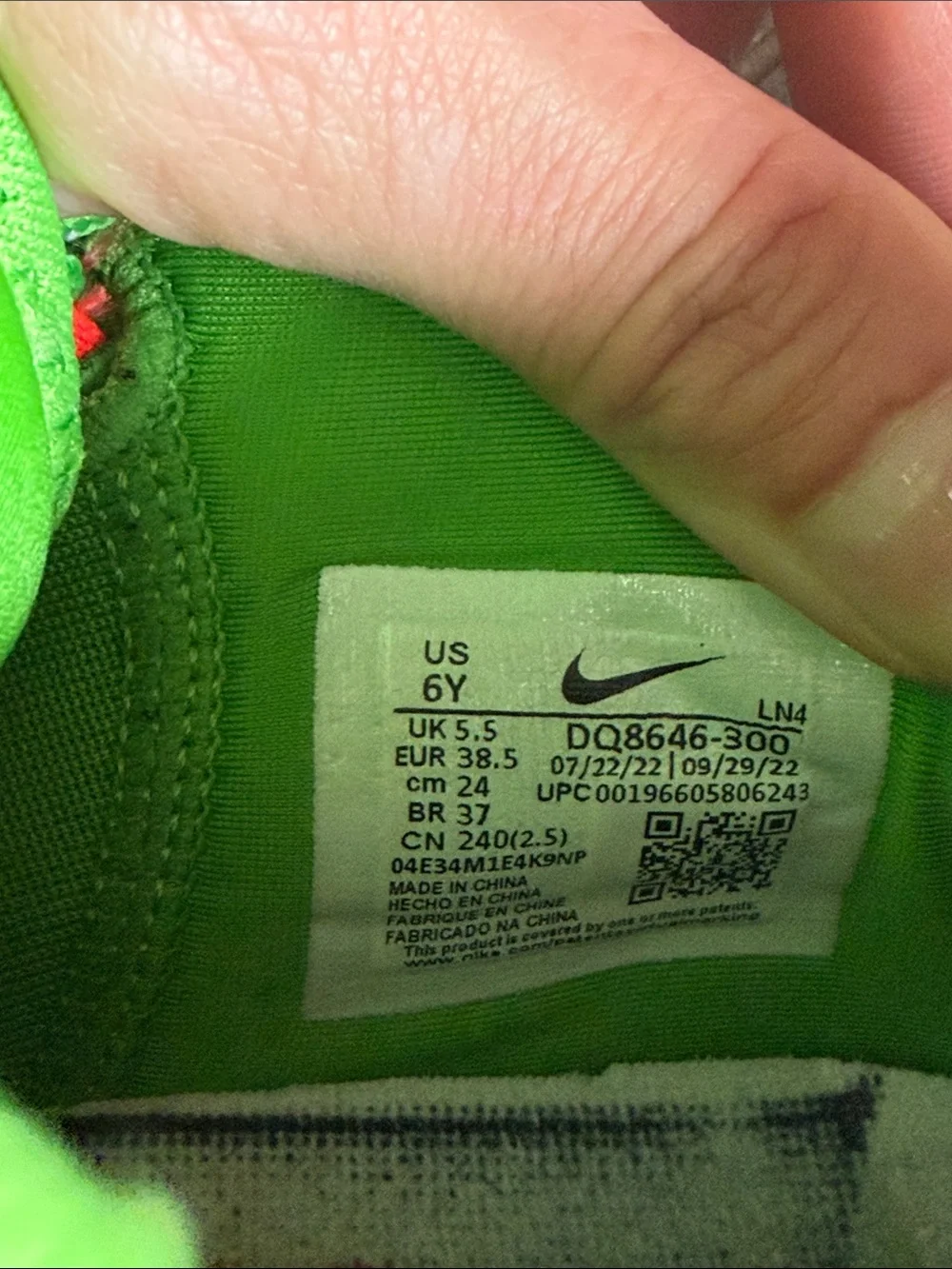 Nike Lebron XX 20 Christmas “Stocking Stuffer” Green Sneaker